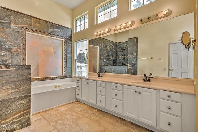 1316 White Street, Kingsport, TN 37664