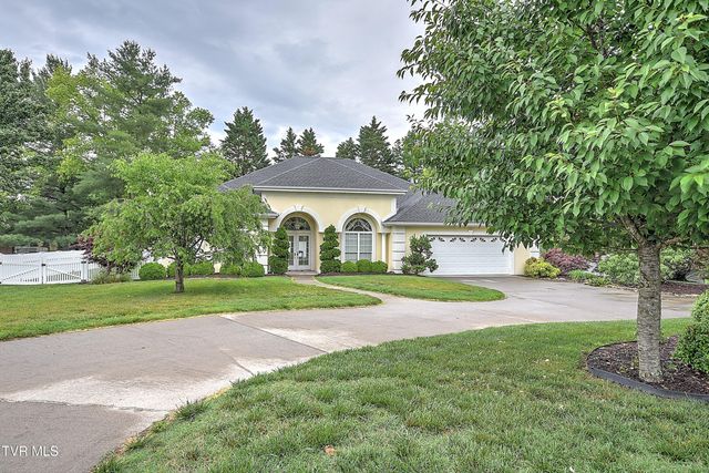 1316 White Street, Kingsport, TN 37664
