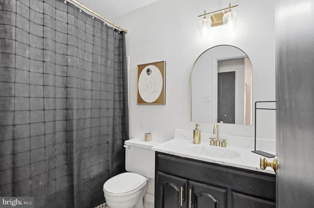 87 ARGYLE AVE, Blackwood, NJ 08012