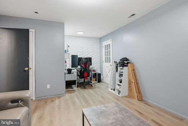 87 ARGYLE AVE, Blackwood, NJ 08012