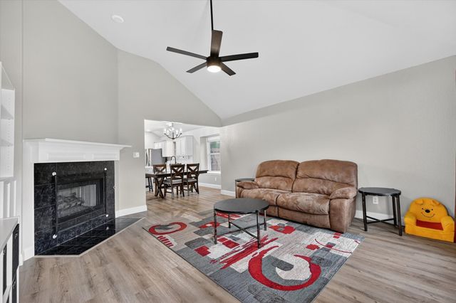 1428 Bregenz Lane, Lewisville, TX 75067