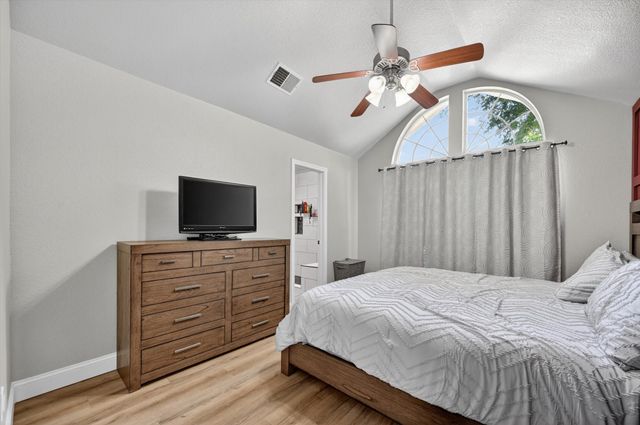 1428 Bregenz Lane, Lewisville, TX 75067