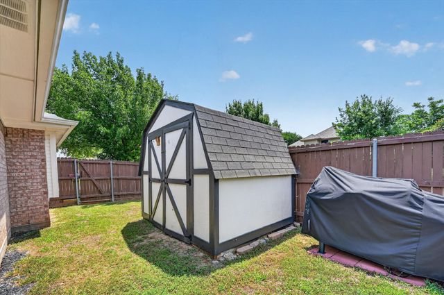 1428 Bregenz Lane, Lewisville, TX 75067