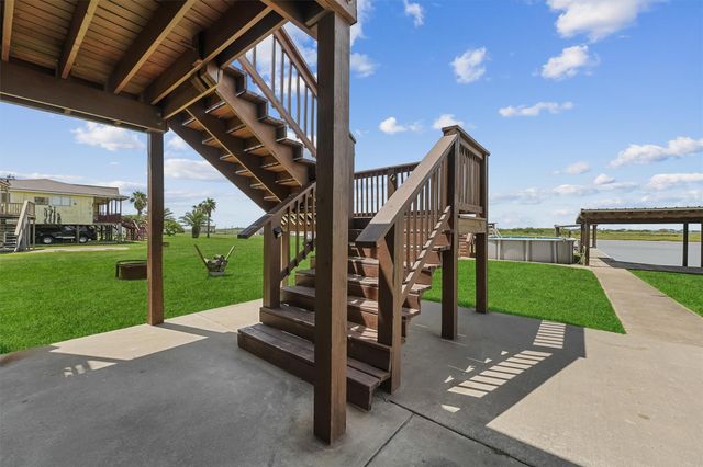 1868 County Road 201, Sargent, TX 77414