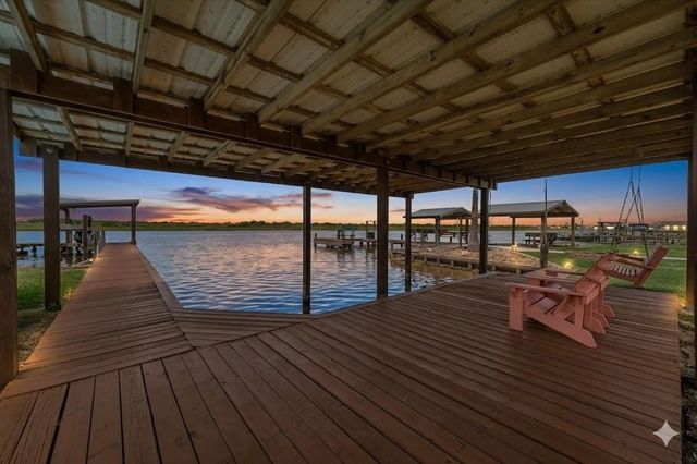 1868 County Road 201, Sargent, TX 77414