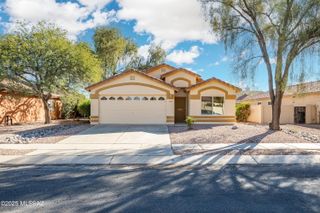 7023 W Sauceda Drive, Tucson, AZ 85743