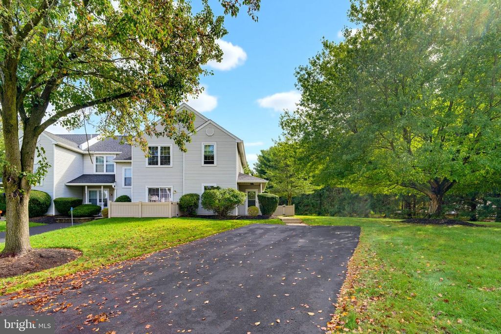 23 EATON CT, NEWTOWN, PA 18940 — exterior