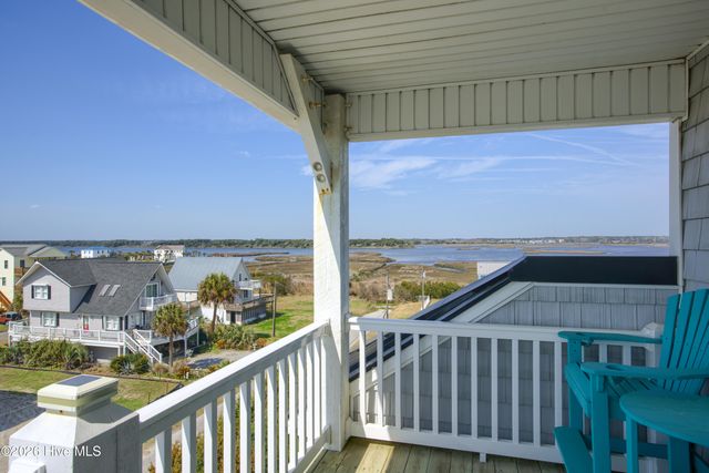 6302 15th Avenue, N Topsail Beach, NC 28460