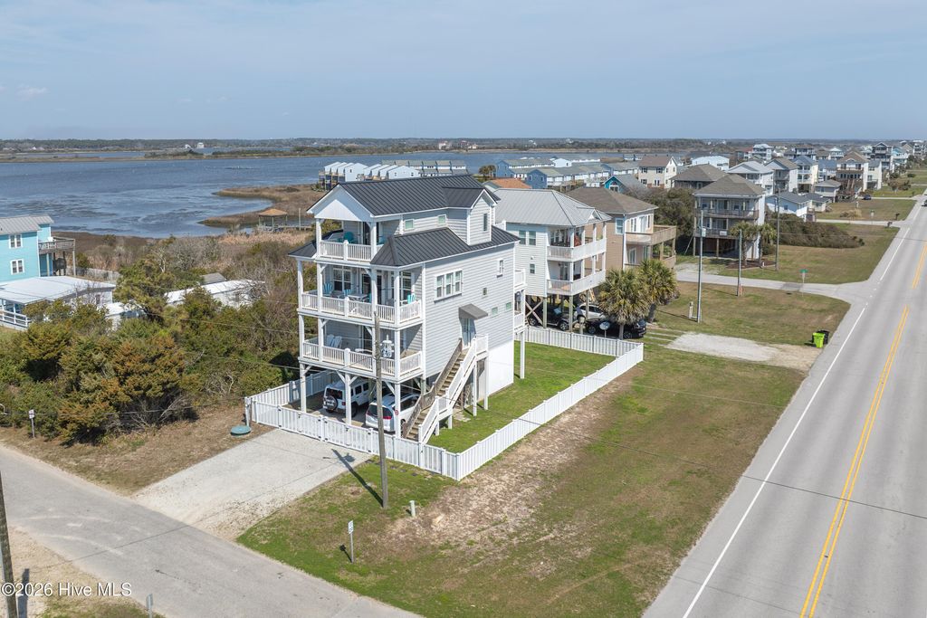 6302 15th Avenue, N Topsail Beach, NC 28460