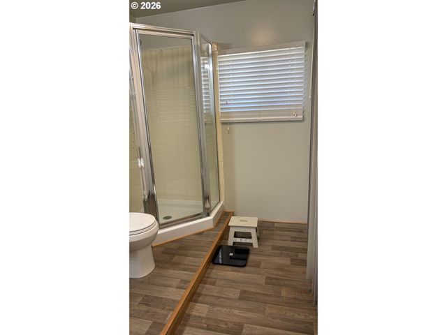 2047 ORR Ln, Eugene, OR 97405