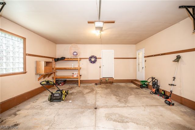 3424 Tall Oaks Lane, Austintown, OH 44511