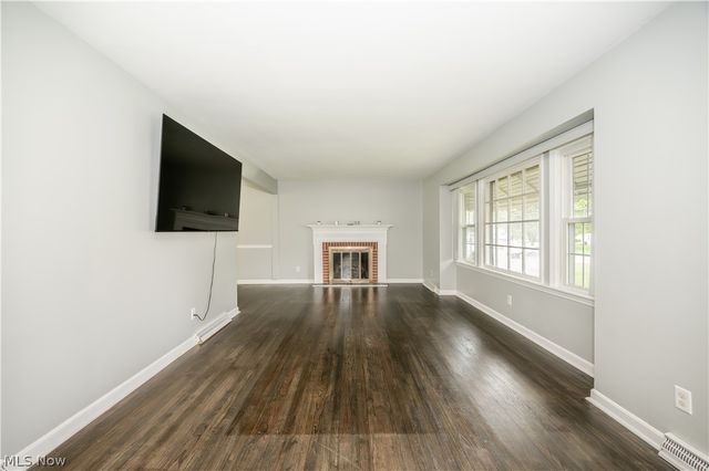 3424 Tall Oaks Lane, Austintown, OH 44511