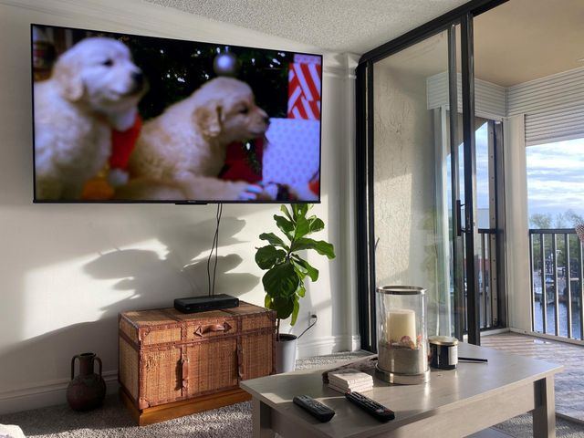 22 Royal Palm Way 504, Boca Raton, FL 33432