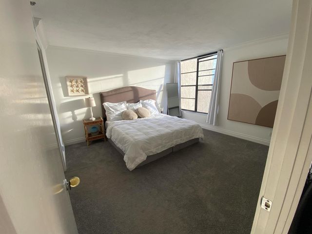 22 Royal Palm Way 504, Boca Raton, FL 33432