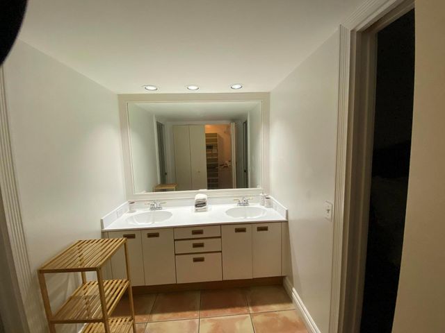 22 Royal Palm Way 504, Boca Raton, FL 33432