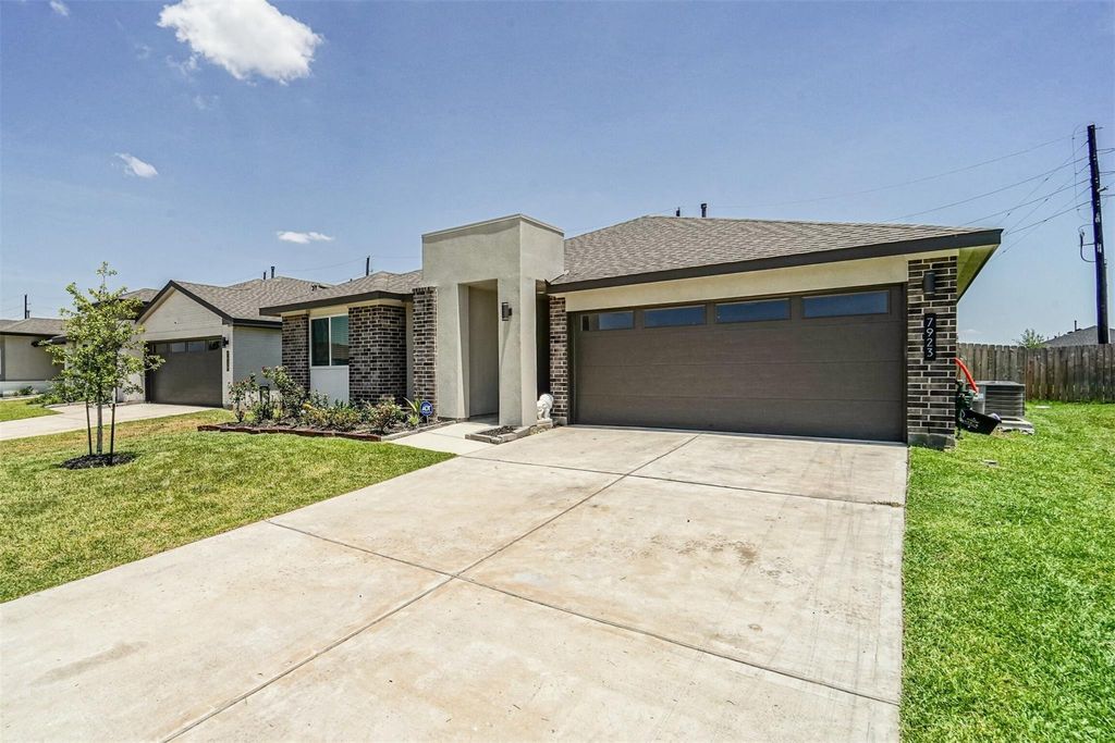 7923 Suffolk Valley Lane, Rosharon, TX 77583