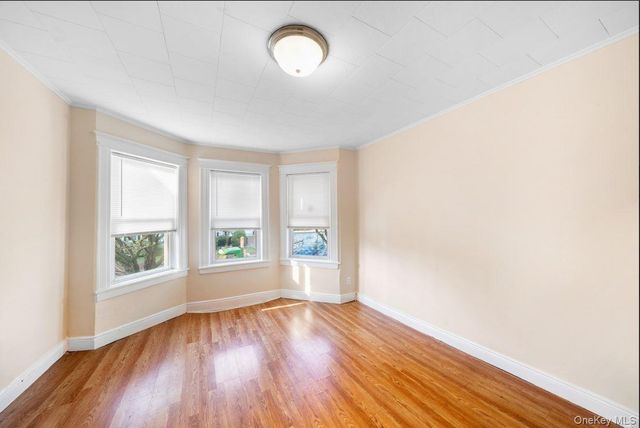 64-16 Metropolitan Avenue, Middle Village, NY 11379