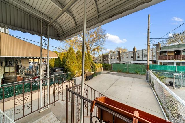 64-16 Metropolitan Avenue, Middle Village, NY 11379