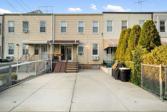 64-16 Metropolitan Avenue, Middle Village, NY 11379