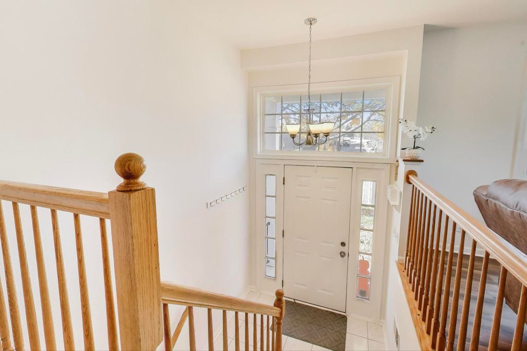 1612 Fox Run Drive, Arlington Heights, IL 60004 — photo 5