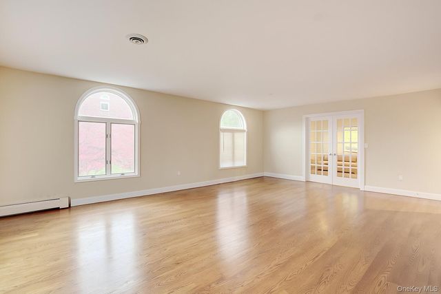 6 Tor Terrace, New City, NY 10956