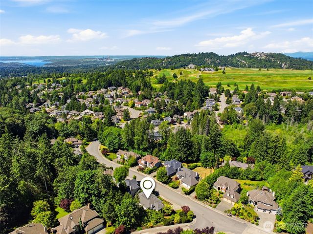 8243 147th Avenue SE, Newcastle, WA 98059