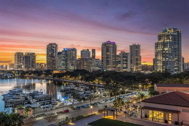 555 5TH AVENUE NE 711, St Petersburg, FL 33701