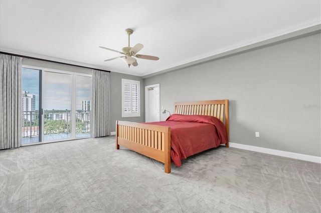 555 5TH AVENUE NE 711, St Petersburg, FL 33701