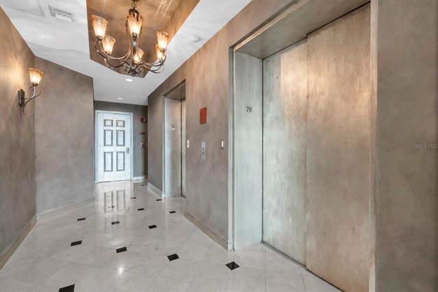 555 5TH AVENUE NE 711, St Petersburg, FL 33701