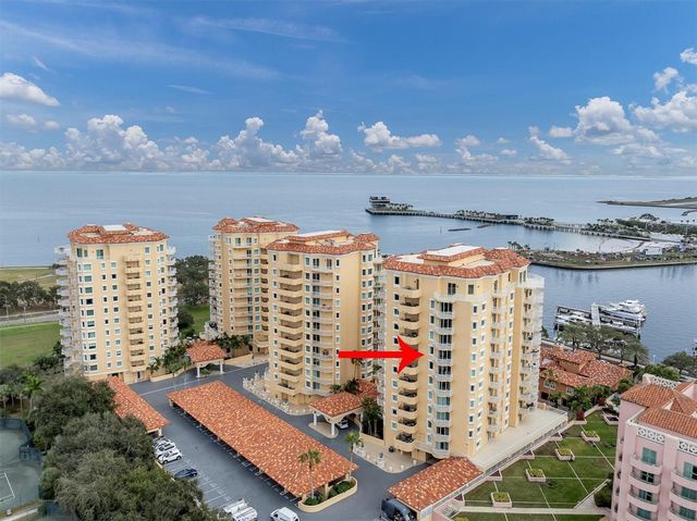 555 5TH AVENUE NE 711, St Petersburg, FL 33701