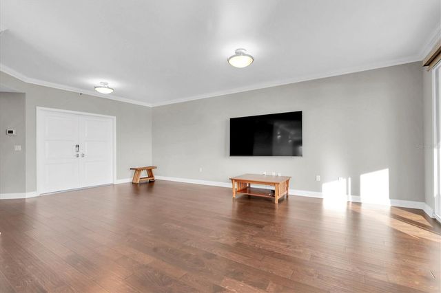 555 5TH AVENUE NE 711, St Petersburg, FL 33701