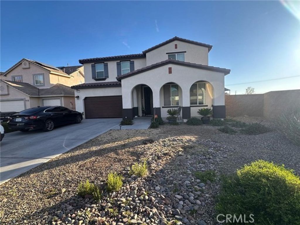 8883 Beacon Avenue, Hesperia, CA 92344