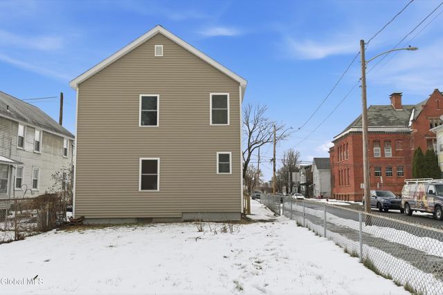 902 24th Street, Watervliet, NY 12189