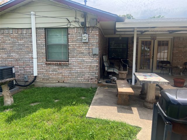 6320 Old Ox, Dallas, TX 75241