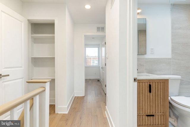 5746 GRAYS AVE, Philadelphia, PA 19143