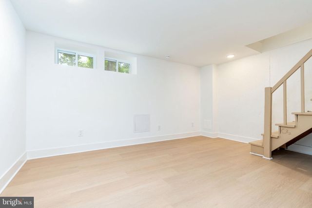 5746 GRAYS AVE, Philadelphia, PA 19143