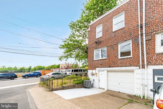 5746 GRAYS AVE, Philadelphia, PA 19143