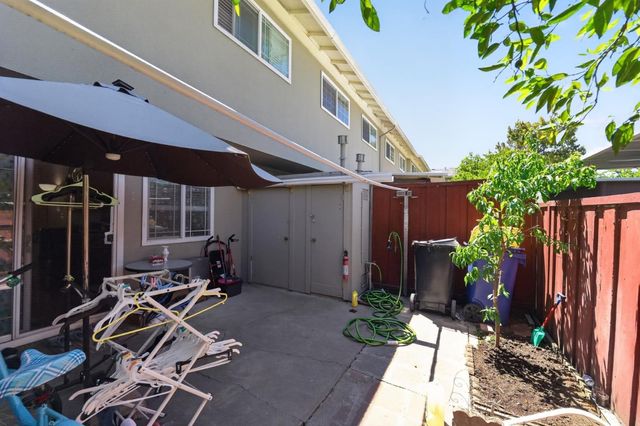 92 Hemlock Lane, Milpitas, CA 95035