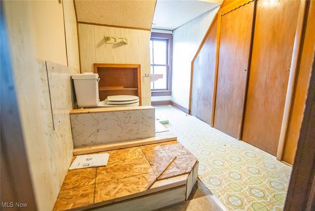 529 6th Street, Parkersburg, WV 26101