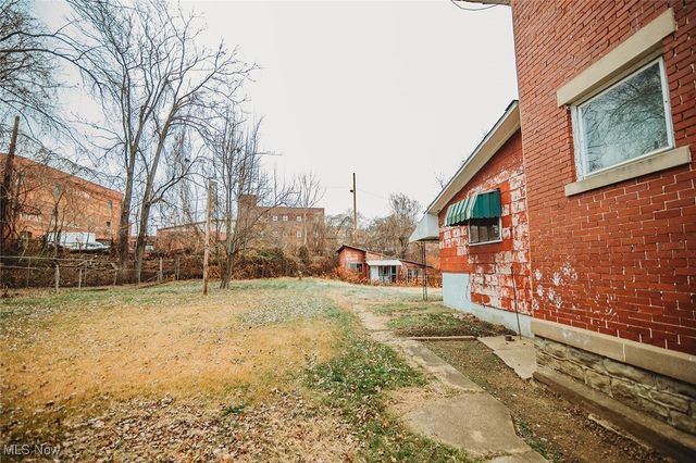 529 6th Street, Parkersburg, WV 26101