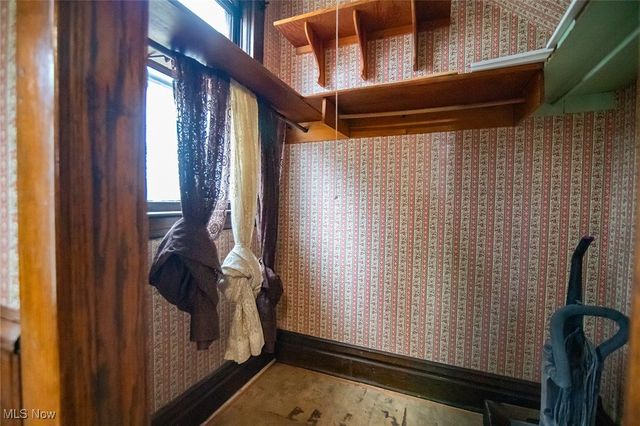 529 6th Street, Parkersburg, WV 26101