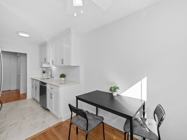 131 Sewall Ave 6, Brookline, MA 02446