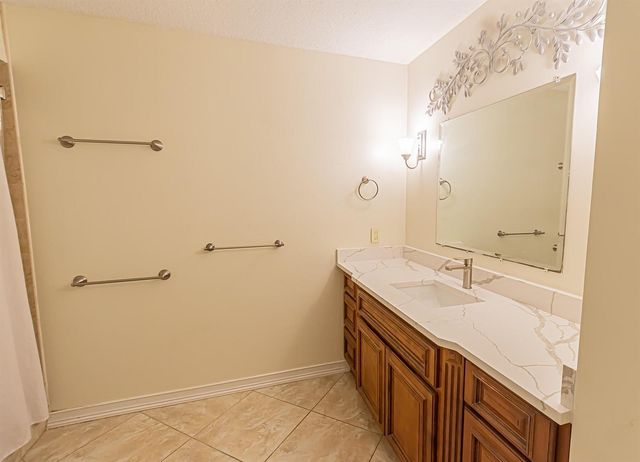 471 SE Lamon Lane, Port St. Lucie, FL 34983