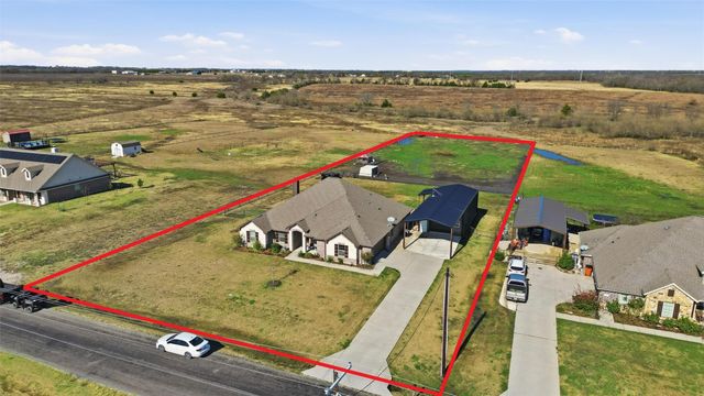 21855 County Road 820, Farmersville, TX 75442