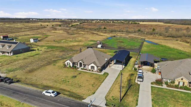 21855 County Road 820, Farmersville, TX 75442