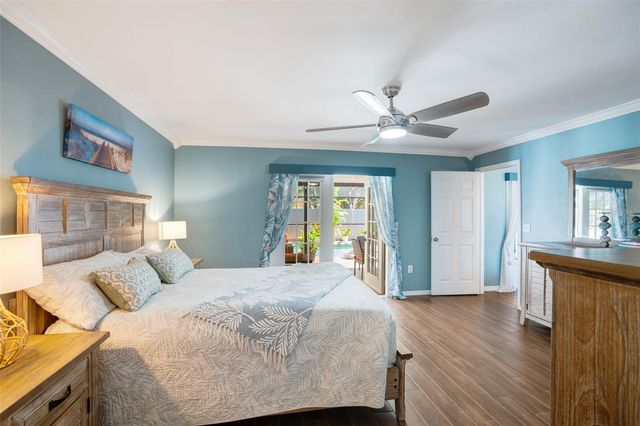 3196 CRYSTAL LAKES COURT, Sarasota, FL 34235