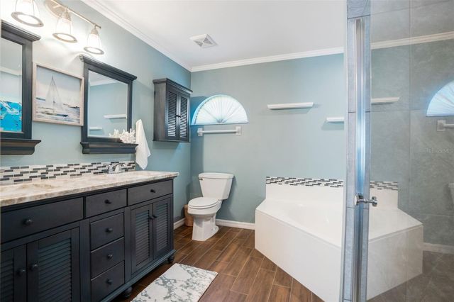 3196 CRYSTAL LAKES COURT, Sarasota, FL 34235