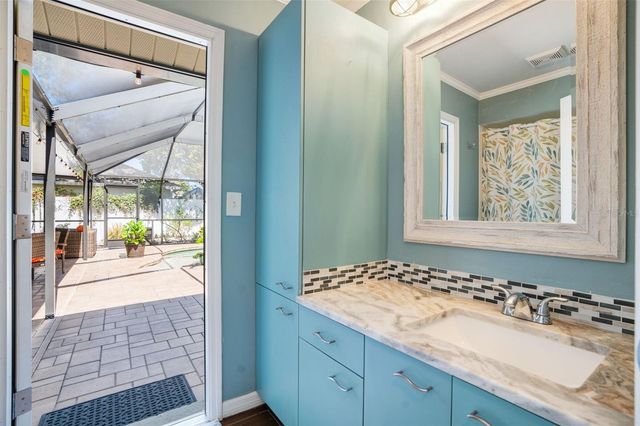 3196 CRYSTAL LAKES COURT, Sarasota, FL 34235