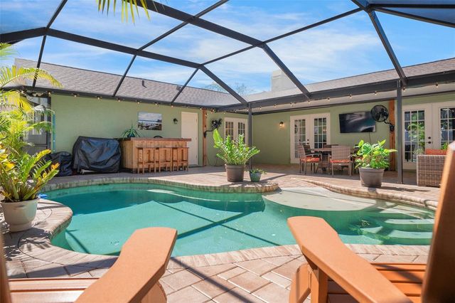 3196 CRYSTAL LAKES COURT, Sarasota, FL 34235