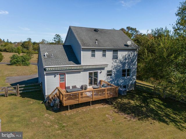 16 CHESTNUT AVE, Frenchtown, NJ 08825